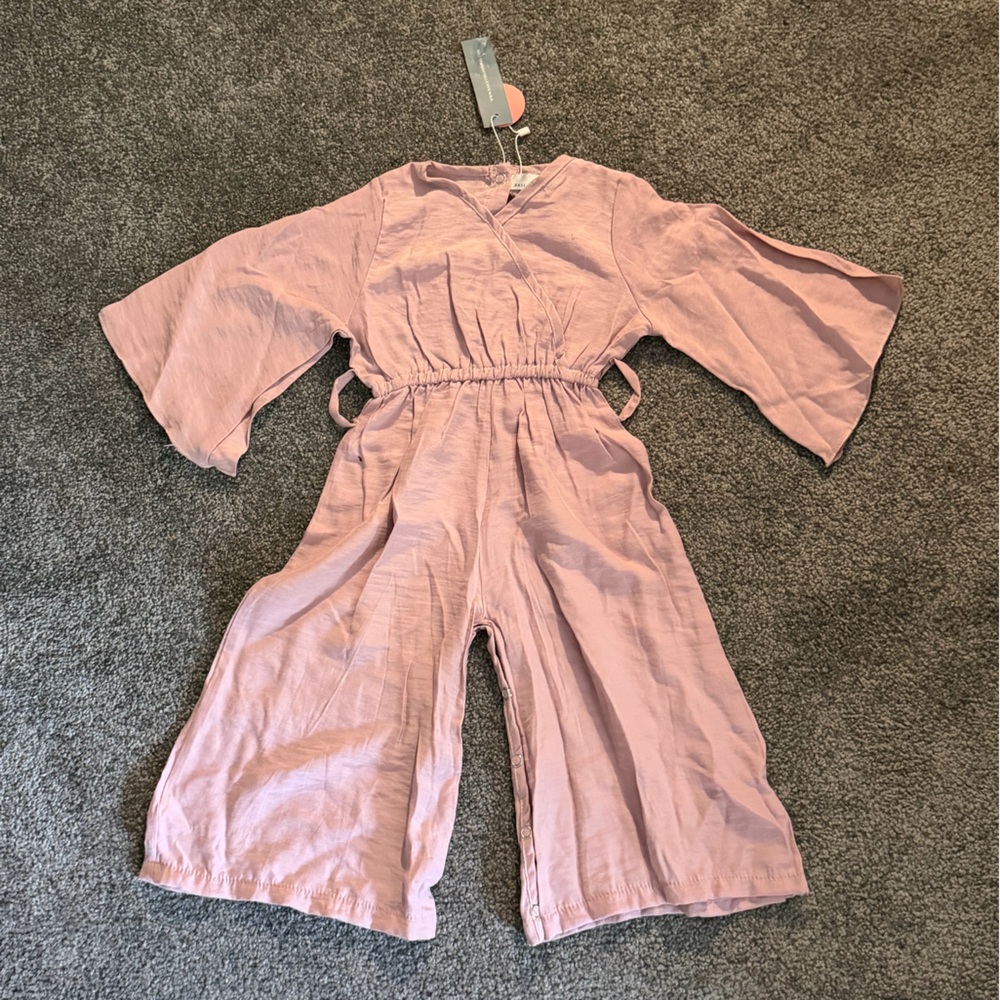 Bailey’s Blossoms Mauve Pink Bell Sleeve Baby Romper – Size 12–18M NWT